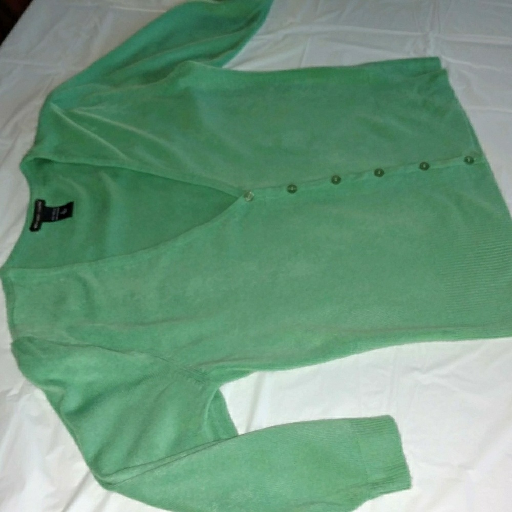 New York & Company Green cardigan V neck sweate